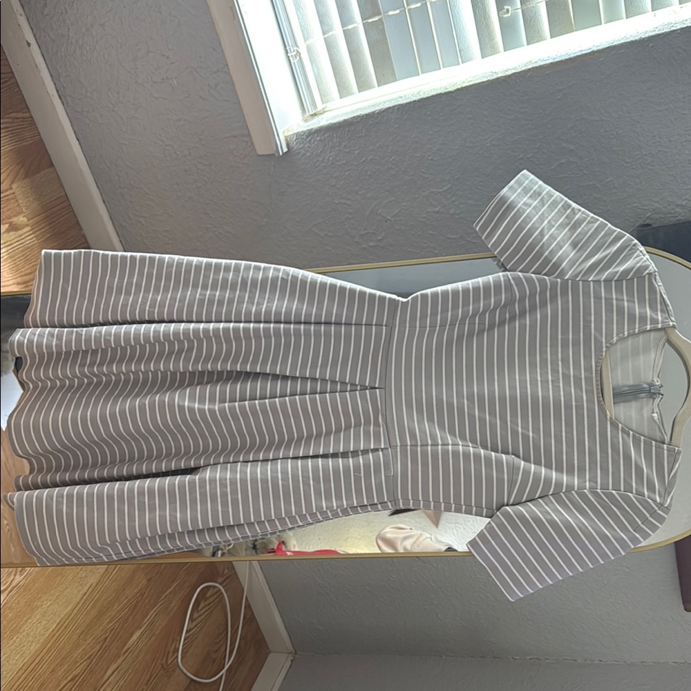 DownEast White and Gray Fit and Flare Midi Dress